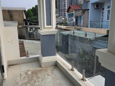 Cần bán nhà 4pn, 1 trệt 2 lầu   gần vinhomes grand park, phước thiện thủ đức   giá tốt nhất khu vực 3