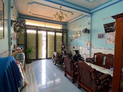 Chính chủ cần bán nhà 1 triệt 1 lầu với 72m2 có vị trí đẹp tại phường 1 - tp cao lãnh - đồng tháp. 1