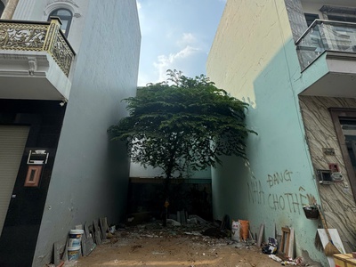 Hẻm xe hơi 8m - sổ hồng riêng - chỉ 4 tỷ 0