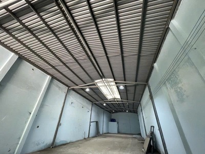 nhà xưởng thổ cư 300m dòng tiền ổn định 15tr/tháng giá 8.2 tỷ không tìm được lô thứ 2 3