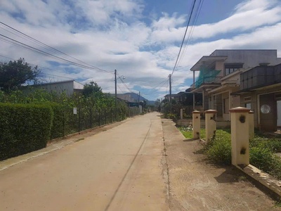 Đất hẻm xe tải quốc lộ 27 liên hiệp đức trọng ngay gần trung tâm, sân bay... 0