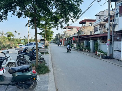 Chính chủ bán 49,3m2 đất Khoan Tế, Bát Tràng. Đường rộng 15m, View UBND xã Doanh trại Quân Đội 1