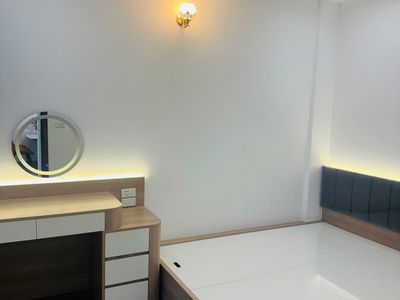 Nhà đẹp. Giá rẻ. Nội thất đầy đủ - Căn 2 ngủ 56M toà Hưng Thịnh, Kiến Hưng 2