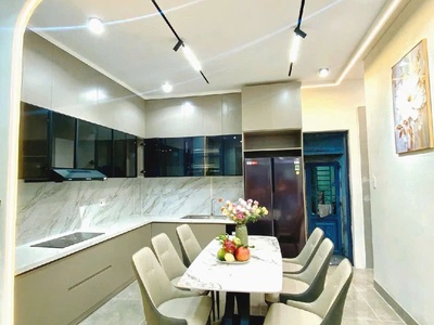 Nhà đẹp   Full nội thất cao cấp   Gần biển Nguyễn Tất Thành 3