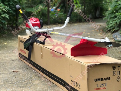 Máy cắt cỏ 4 thì UMK425T U2ST giá rẻ 1