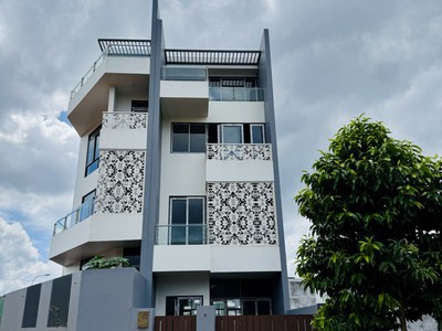 Nhà Phố 3 Tầng Trung Tâm Buôn Ma Thuột - Gần Trường Học - Sổ Hồng 0