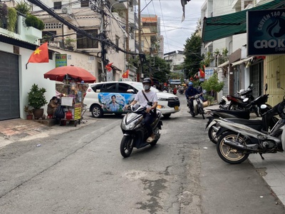 Bình thạnh-hẻm xe hơi nơ trang long- ngay bệnh viện ung bướu-37m2-2tầng-nhỉnh 5tỷ 2
