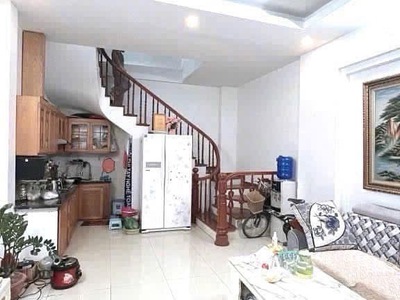 Bán nhà hoàng như tiếp long biên,oto đỗ cổng, 2 thoáng,dân xây,44m nhỉnh 8 tỷ 0