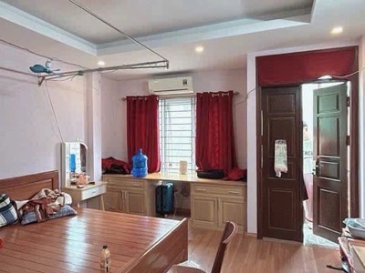 Bán nhà hoàng như tiếp long biên,oto đỗ cổng, 2 thoáng,dân xây,44m nhỉnh 8 tỷ 1