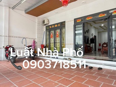 Nhà 2 tầng btct mới tinh 127m2 ngang hơn 7 mét, ô tô ngủ trong nhà giáp quận 12. 0