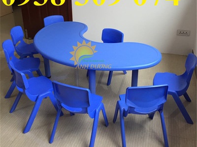 Bàn nhựa vòng cung nhập khẩu, bàn bán nguyệt mầm non 6