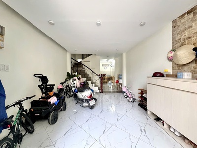 Siêu hiếm - nguyễn công hoan - phú nhuận - ngay pxl - nhà 5 tầng - 6pn lớn - xe hơi ngủ nhà - bán 3