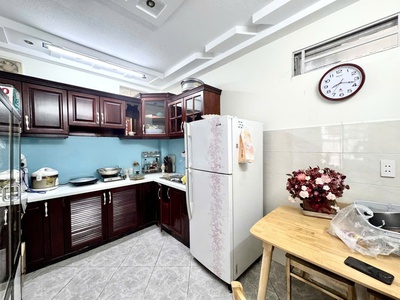 Siêu hiếm - nguyễn công hoan - phú nhuận - ngay pxl - nhà 5 tầng - 6pn lớn - xe hơi ngủ nhà - bán 4