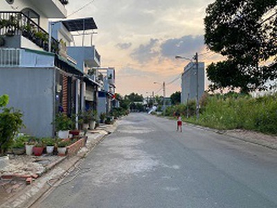 Đất nền khu dân cư bưng ông thoàn phú hữu, quận 9 cũ 1