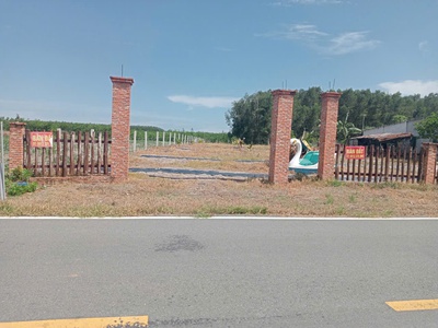 Chủ cần bán gấp 2000mv 200 thổ cư 20x91 2