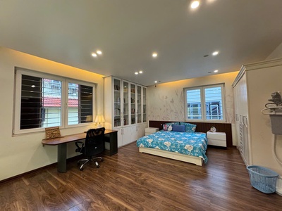 Cho thuê biệt thự kđt vinaconex3 trung văn. dt 180m x 4,5t, đã hoàn thiện. giá 50tr/tháng .lh : 2