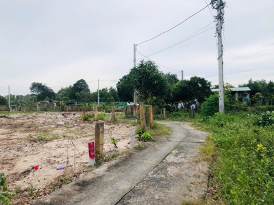 Bán 11.75m x 25m đất full thổ cư hẻm lê minh công, lagi giá rẻ 1 tỷ gần biển 2