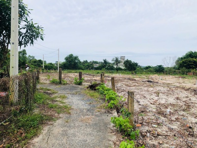 Bán 11.75m x 25m đất full thổ cư hẻm lê minh công, lagi giá rẻ 1 tỷ gần biển 4