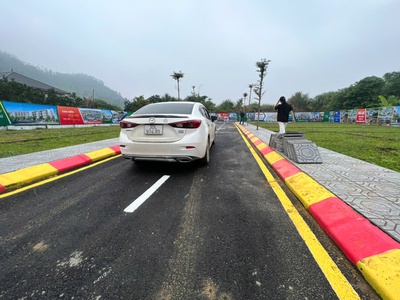 Sốc đất hà nội - giá 2,3 tỷ gần đại học quốc gia - trường fpt 2