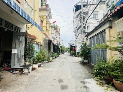 Giảm 500tr gấp bán nhà đ số 8 gần chợ lk 5-6 -hẻm xe tải thông-48m2 ,4 tầng 5 tỷ 1 0