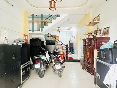 Giảm 500tr gấp bán nhà đ số 8 gần chợ lk 5-6 -hẻm xe tải thông-48m2 ,4 tầng 5 tỷ 1 2