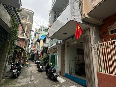 Bán nhà hxh 5m Nguyễn Trãi Q.5 - 3,1m x 20m - 4pn 4wc 0