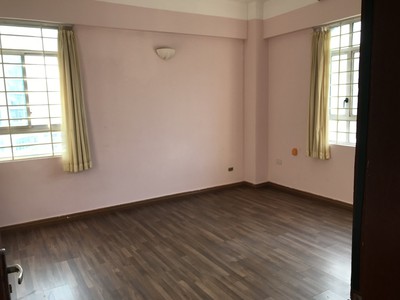 Cho thuê chung cư Ngõ 238 Hoàng Quốc Việt, 100m, 2 phòng ngủ, đồ cơ bản 12 triệu 1