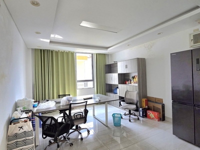 Bán nhà mặt tiền Bùi Tá Hán, có hầm, sẵn HĐ cho thuê giá cao, sổ hồng hoàn công 1