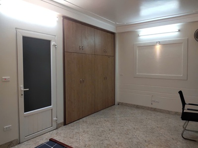 CẦN CHO THUÊ NHÀ RIÊNG 200m2 sàn, 5 tầng tại Q.Tây hồ 2