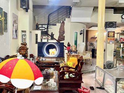 Mặt tiền Phạm Tứ Gần chợ Cẩm Lệ Đường 10M5 Vị trí vàng kinh doanh 0