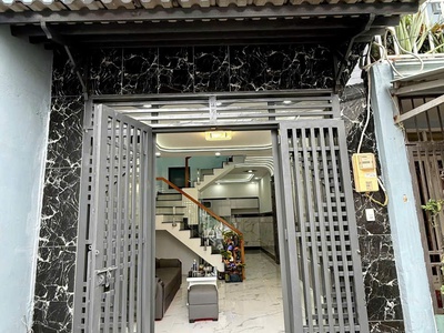 Nhà mới rất đẹp 1 lầu đường 4m lê văn khương q12 2