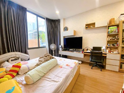 Địa chỉ ngay trục đường DIỄU BINH 30.4 - góc 2 mặt thoáng, 5 lầu, 5m ngang bề thế - 7 tỷ. 0