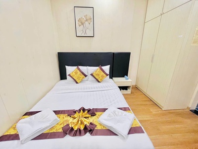 Cần bán gấp khách sạn siêu đẹp 6 tầng khu sầm uất tên lửa Bình Tân giá chỉ 60ty 2