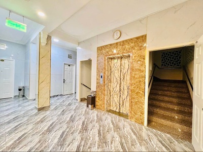 Cần bán gấp khách sạn siêu đẹp 6 tầng khu sầm uất tên lửa Bình Tân giá chỉ 60ty 4