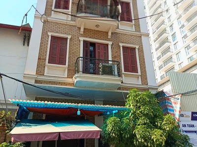 Cho thuê nhà mặt phố Tây Hồ, tổng diện tích 130m2, 20 triệu/tháng 0