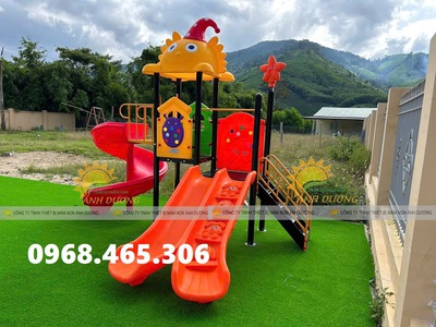 Cầu trượt trẻ em ngoài trời nhập khẩu 2