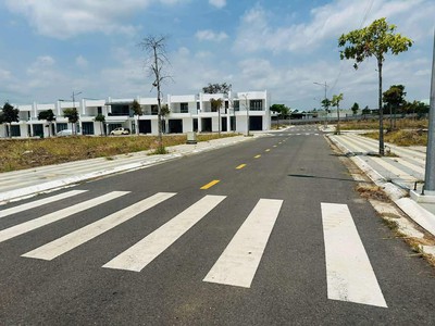 Cực sốc chỉ 1 tỷ 2xx sở hữu ngay lô đất đẹp 5,5x19 gần KCN châu đức 7