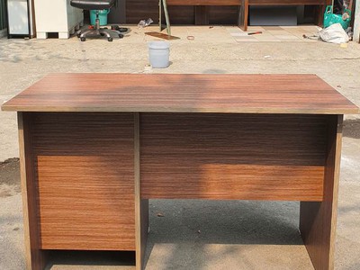 Bàn ghế văn phòng thanh lý Phú Nhàn Giá chỉ từ 449K, giao nhanh 24h 5