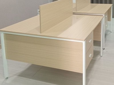 Bàn ghế văn phòng thanh lý Phú Nhàn Giá chỉ từ 449K, giao nhanh 24h 16