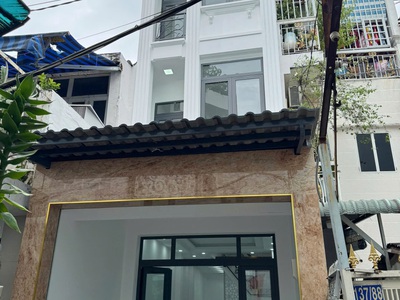 Nhà 3 tầng mới nở hậu cách chỗ xe hơi quay đầu 10m hẻm 137 âu dương lân p3q8. giá 6,82 tỷ tl 0