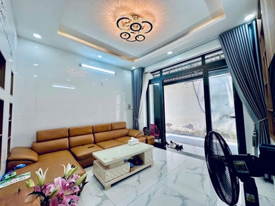 Giảm 80tr nhà vuông shr 2 tầng 47m2 quang trung gò vấp s 1