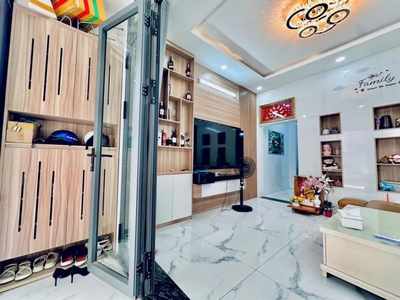 Giảm 80tr nhà vuông shr 2 tầng 47m2 quang trung gò vấp s 2