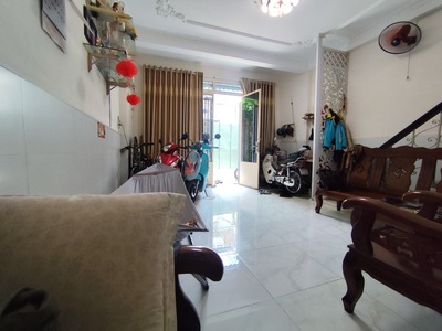 oto 7 chỗ ngủ nhà - trường chinh q12 - 30m ra đường song hành - 2 tấm đúc btct lên tấm được - 1