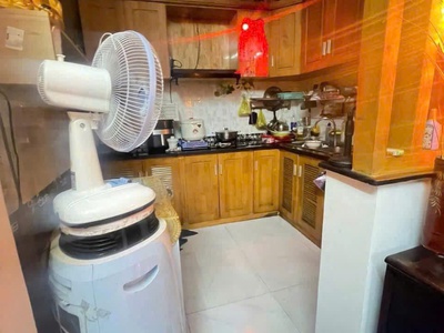 Nhà 4 tầng hẻm thông ngay chợ bùi minh trực p5q8. giá 5.5 tỷ tl 3