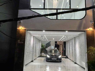 Bán nhà lô góc long biên, 8 tầng, thang máy, ôtô tránh, kinh doanh, full nội thất 0