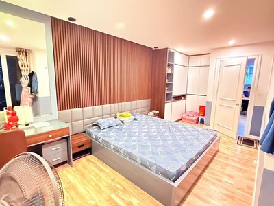 Cc phú gia số 3 nguyễn huy tưởng 102m, 3pn nội thất vip, tiện ích bạt ngàn, 9.9 tỷ 1