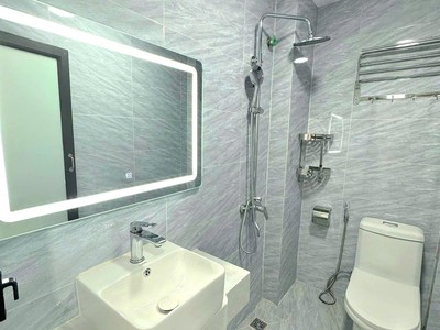 Nhà đẹp Phố Khương Hạ, 48m 5 tầng- View hồ, có Gara ô tô, Nội thất xa hoa. Giá 15,4 tỷ 6