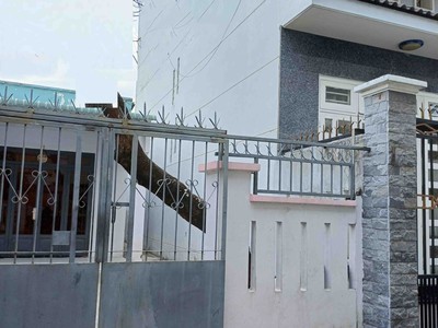 Siêu hời  nhà 2 tầng 165m  cho thuê 14tr/tháng   hẻm ô tô tô ngọc vân, tam bình thủ đức   chỉ 7 tỷ 1