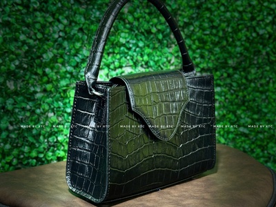 XƯỞNG CHUYÊN ĐỒ DA THẬT nhận đặt theo mẫu làm thương hiệu riêng dễ dàng 5