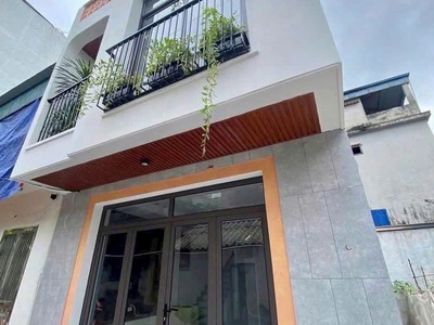 Chính chủ bán căn nhà mới tinh 4 tầng - tại xã phúc thịnh 4